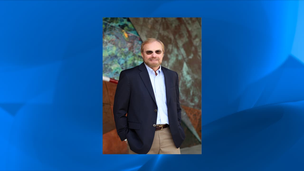 Arrestan a profesor de FIU por violar a su ama de llaves