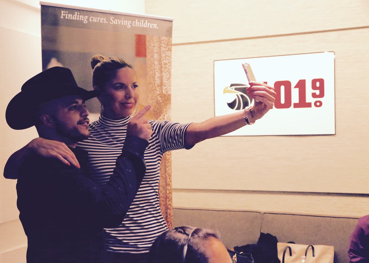 Roberto Tapia, Régulo Caro, Jesus Mendoza, Helen Ochoa, Jonatan Sánchez, Villa 5 y Cheyo Carrillo se pusieron la camiseta de St. Jude y pusieron su granito de arena en el Radiotón. ¡Gracias de todo corazón de parte de los niños, St. Jude y la familia Univision!