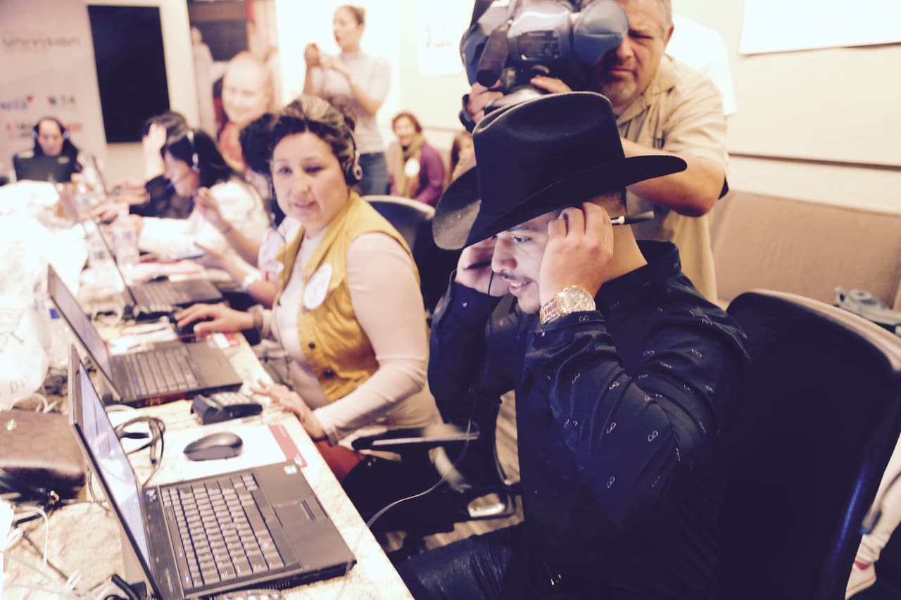 Roberto Tapia, Régulo Caro, Jesus Mendoza, Helen Ochoa, Jonatan Sánchez, Villa 5 y Cheyo Carrillo se pusieron la camiseta de St. Jude y pusieron su granito de arena en el Radiotón. ¡Gracias de todo corazón de parte de los niños, St. Jude y la familia Univision!