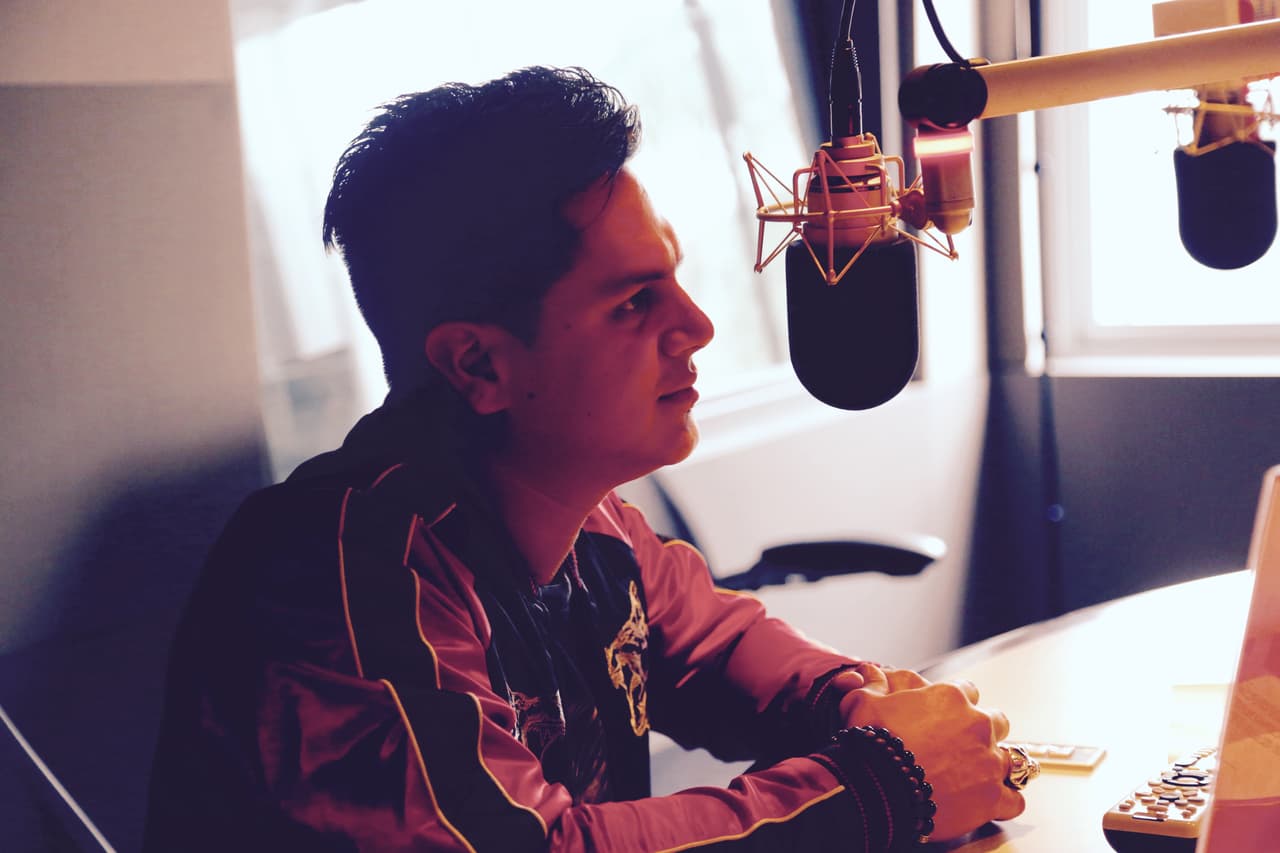 Roberto Tapia, Régulo Caro, Jesus Mendoza, Helen Ochoa, Jonatan Sánchez, Villa 5 y Cheyo Carrillo se pusieron la camiseta de St. Jude y pusieron su granito de arena en el Radiotón. ¡Gracias de todo corazón de parte de los niños, St. Jude y la familia Univision!