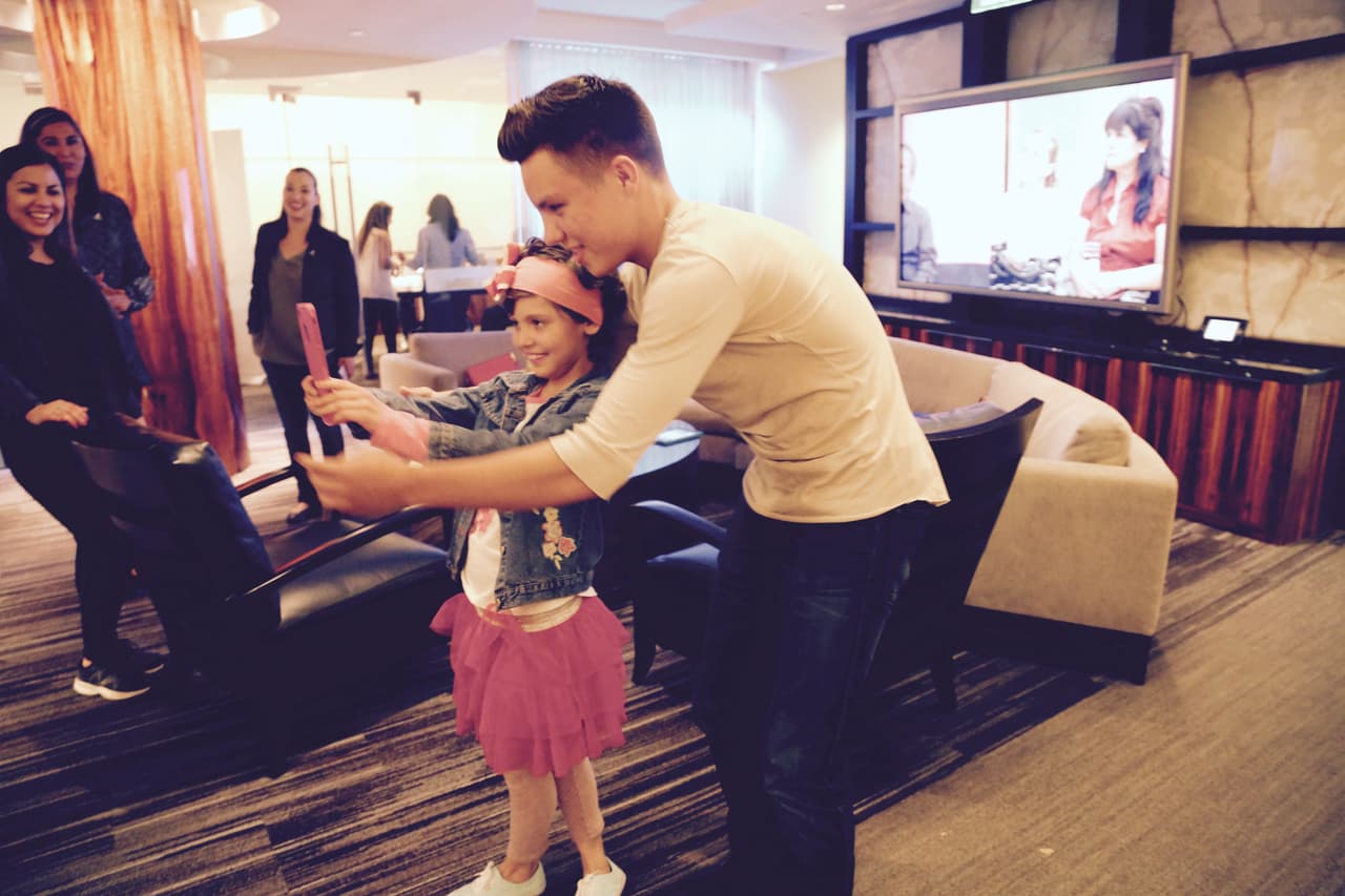 Roberto Tapia, Régulo Caro, Jesus Mendoza, Helen Ochoa, Jonatan Sánchez, Villa 5 y Cheyo Carrillo se pusieron la camiseta de St. Jude y pusieron su granito de arena en el Radiotón. ¡Gracias de todo corazón de parte de los niños, St. Jude y la familia Univision!