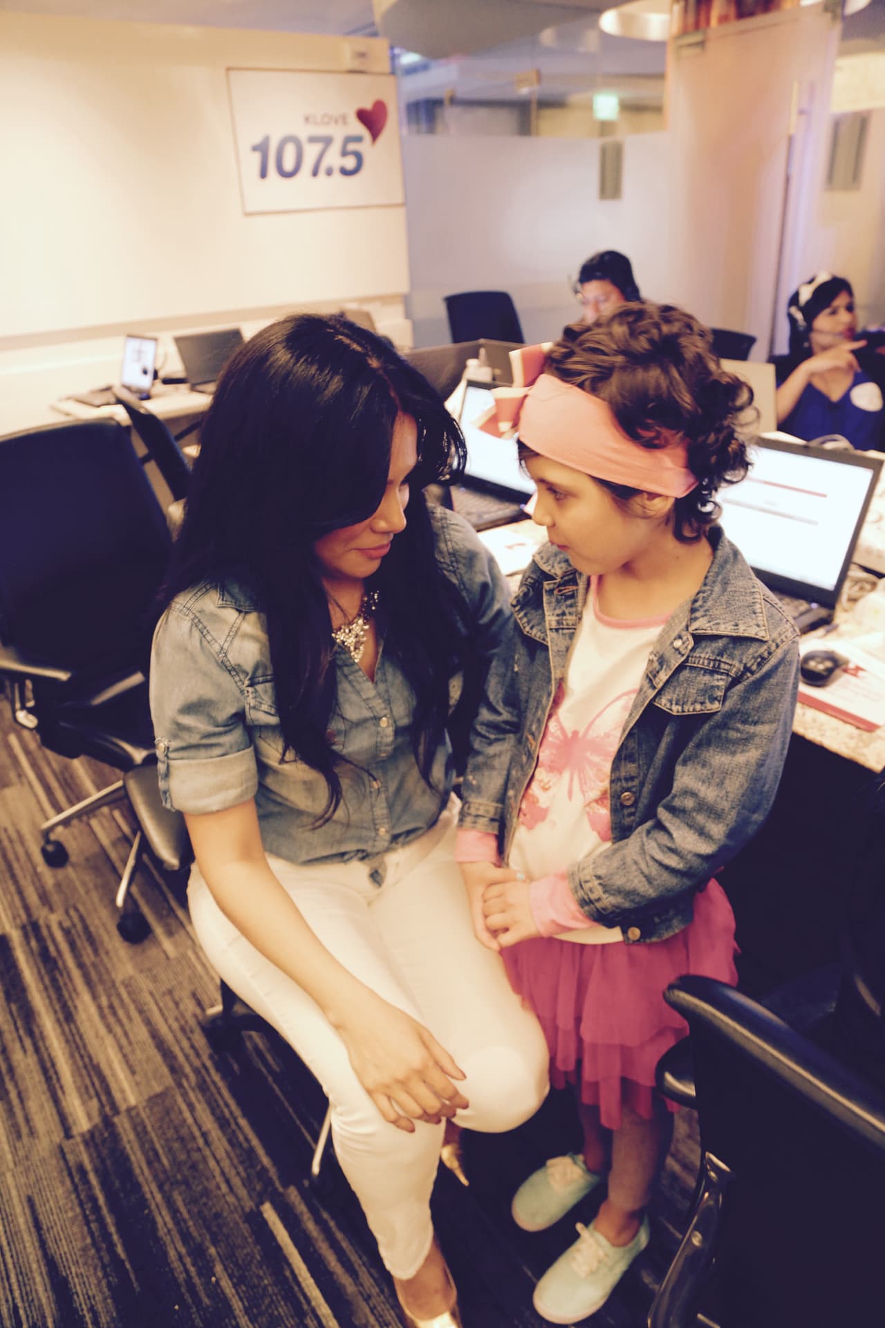 Roberto Tapia, Régulo Caro, Jesus Mendoza, Helen Ochoa, Jonatan Sánchez, Villa 5 y Cheyo Carrillo se pusieron la camiseta de St. Jude y pusieron su granito de arena en el Radiotón. ¡Gracias de todo corazón de parte de los niños, St. Jude y la familia Univision!