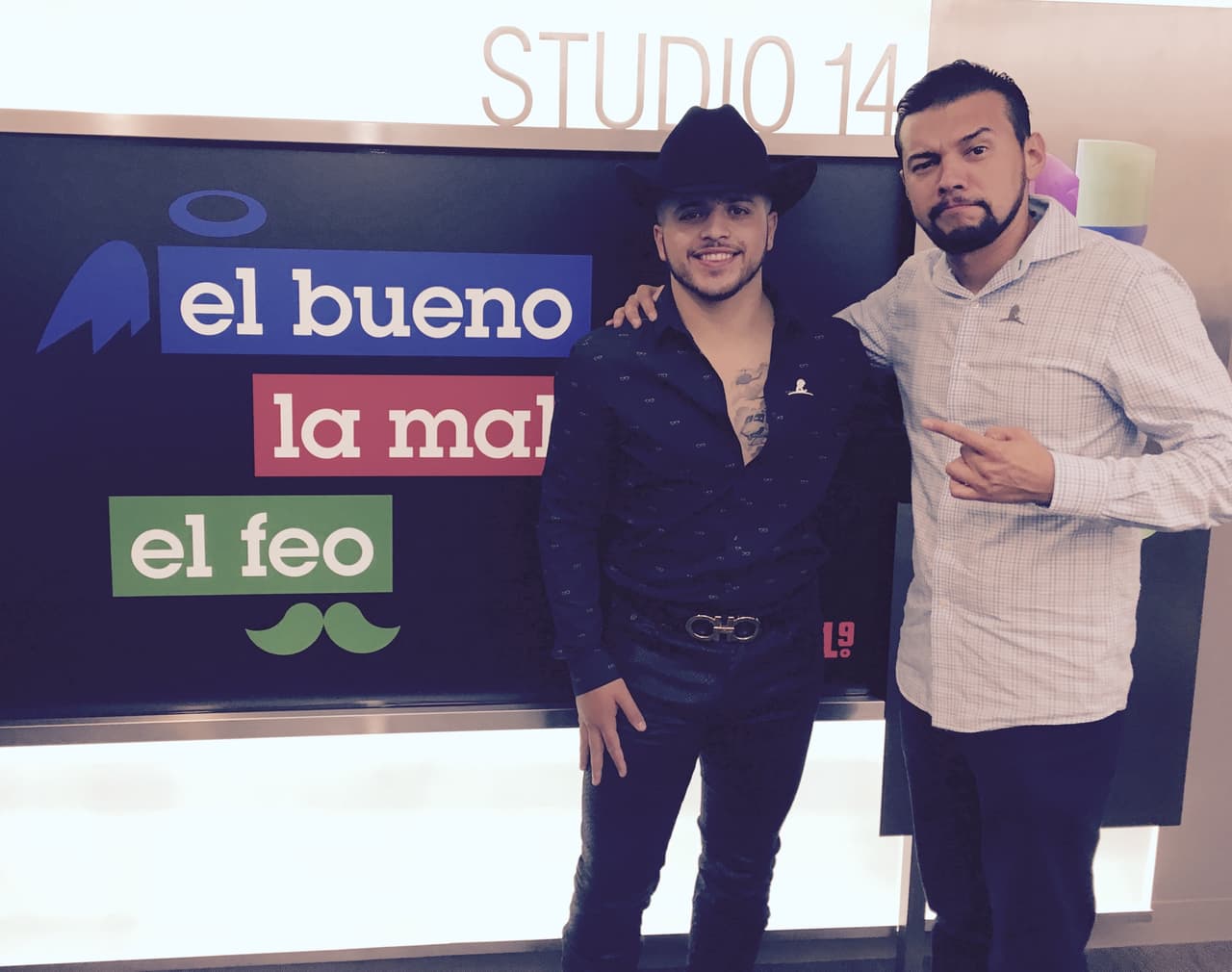 Roberto Tapia, Régulo Caro, Jesus Mendoza, Helen Ochoa, Jonatan Sánchez, Villa 5 y Cheyo Carrillo se pusieron la camiseta de St. Jude y pusieron su granito de arena en el Radiotón. ¡Gracias de todo corazón de parte de los niños, St. Jude y la familia Univision!