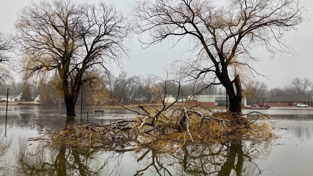 Para este jueves, si bien la neblina se disiparía mientras la temperatura subirá algunos grados, se espera que el viento tome algo de fuerza.