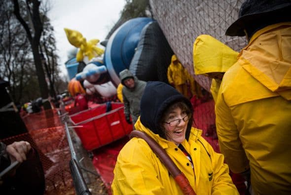 Se trata de un evento que se realiza año con año, presentado por los almacenes Macy’s. La imagen refleja la alegría del momento.