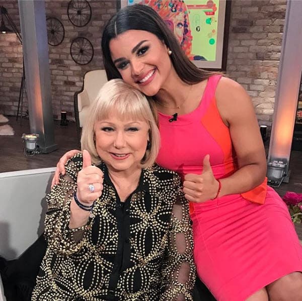 Cristina Saralegui ha visitado en pocas ocasiones el estudio de El Gordo y La Flaca: "Qué honor, qué privilegio conocerté @cristinasaraleguitv eres una inspiración y un ejemplo a seguir. Desde pequeña mirándote con mi mamá en la sala de mi casa en la República Dominicana, ¡wow! nunca imaginé que esto podría pasar, conocerte y decirte gracias por abrir camino a las mujeres en la televisión. ¡Gracias!", se lee en Instagram.