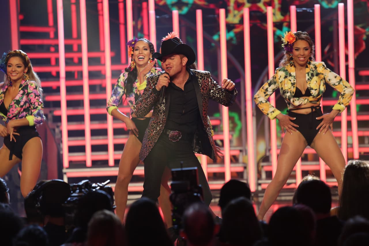 El Dasa y los chicos de CNCO conquistaron a las bellas con sus interpretaciones, en tanto las chicas recibieron una gran sorpresa por parte de Osmel. Todas tuvieron que enfrentarse a un reto que las llevó por las nubes, pero Lisanda y Berenice quedaron en la cuerda floja.