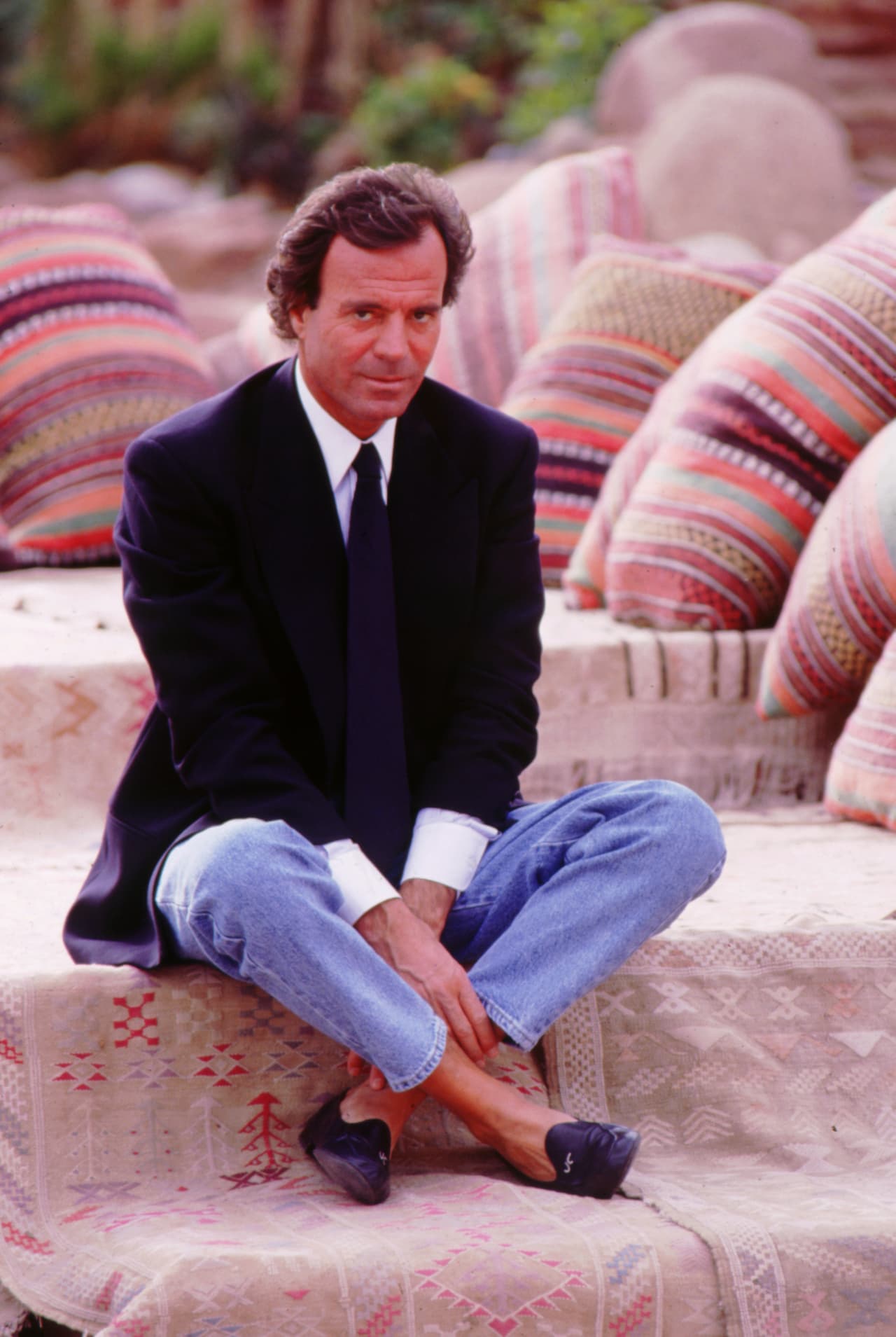 También ha sido distinguido con la Medalla de Oro al Mérito en las Bellas Artes de España y con la Legión de Honor de Francia.