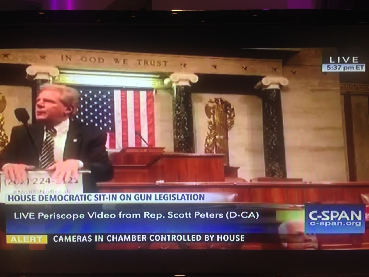 Cómo las redes sociales ayudaron a C-SPAN a narrar la sentada demócrata en el Congreso a favor del control de armas