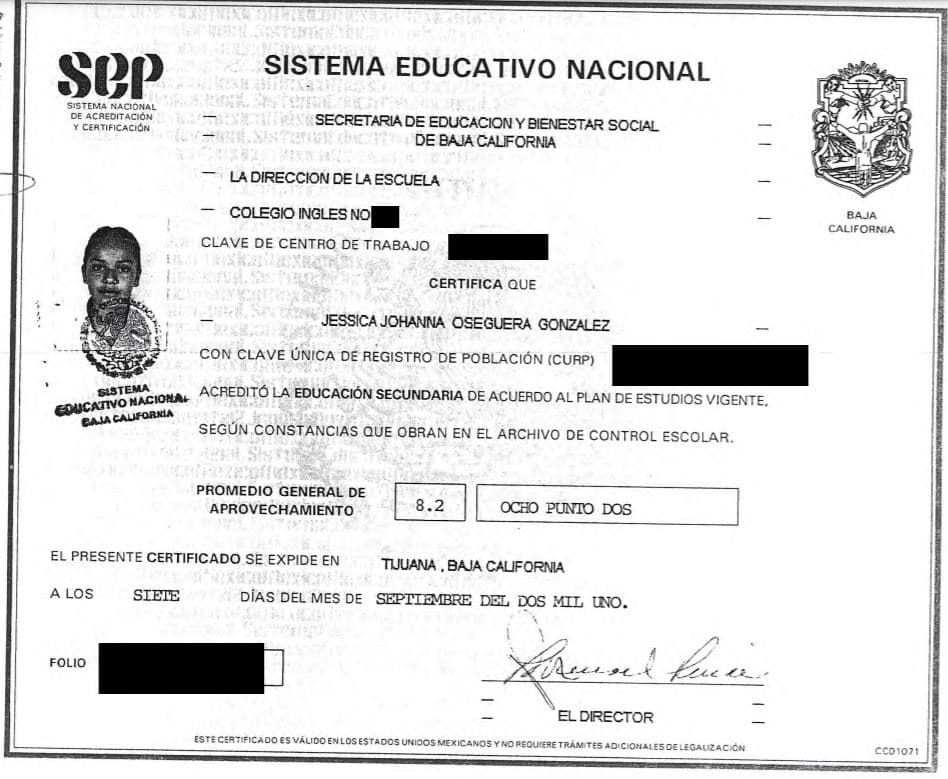 Diploma de la hija de 'El Mencho'.