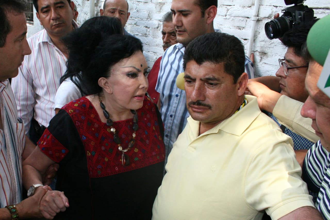 En enero de 2004, cuando la actriz tenía 71 años, reveló que 'había perdido el bebé' que segun sus declaraciones había fecundado con el esperma de su examor, Alejo Peralta, y que no había posibilidades de volverlo a intentar.