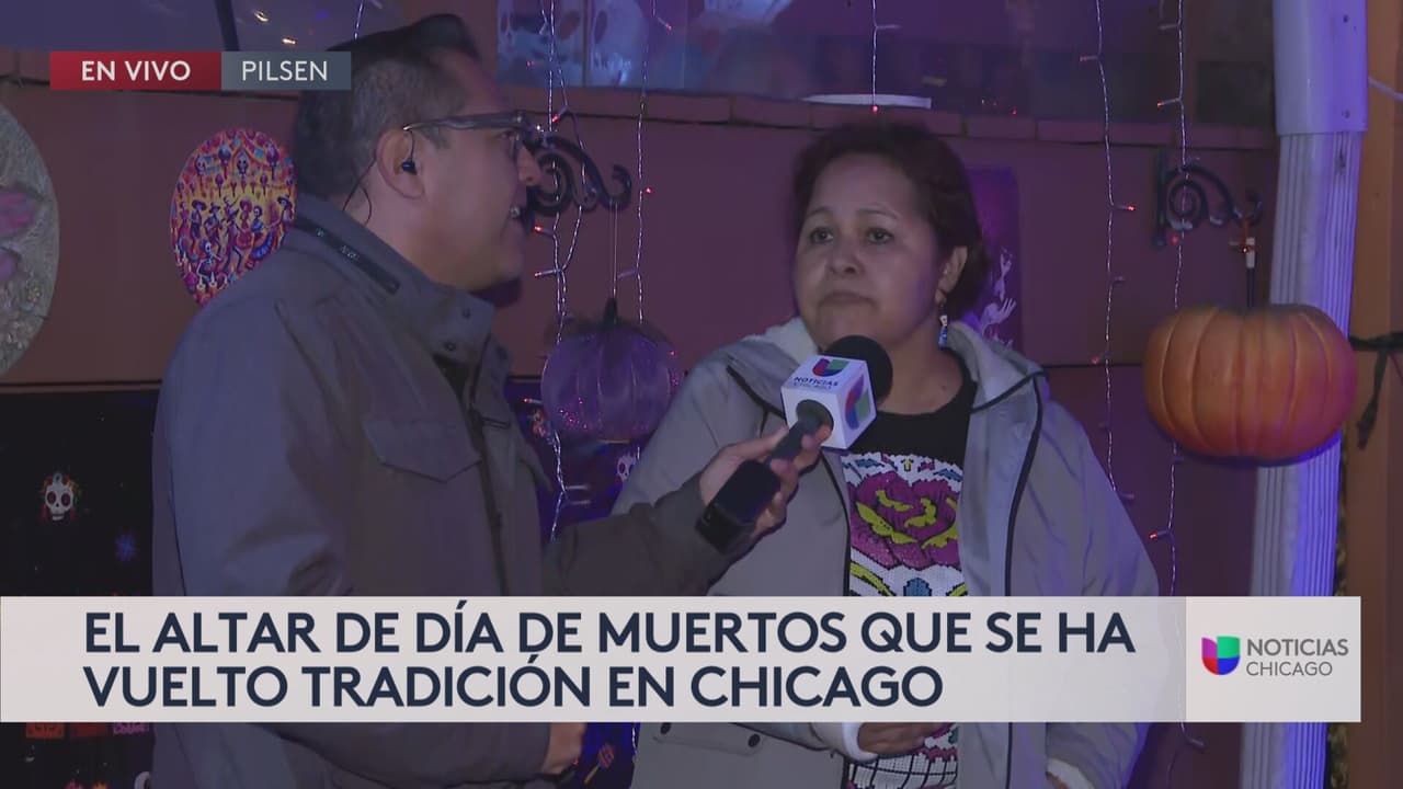 <i>“Yo puedo hacer una pirámide”, </i>aspiró la señora Isabel, antes de comenzar a montar los altares.
<b>Así sucesivamente comenzó a reunir fotos de los vecinos fallecidos en Pilsen.</b>