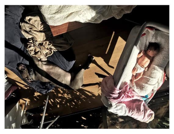 La protagonista de 'Mi marido tiene familia' siempre encuentra el momento perfecto para atesorar un momento de su pequeña.