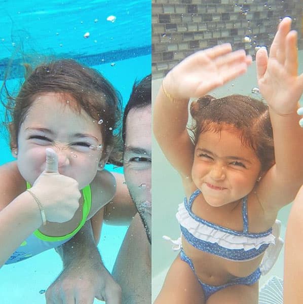 Pasar el tiempo en una alberca es algo que a las hijas de Martín y Jacqueline les encanta.