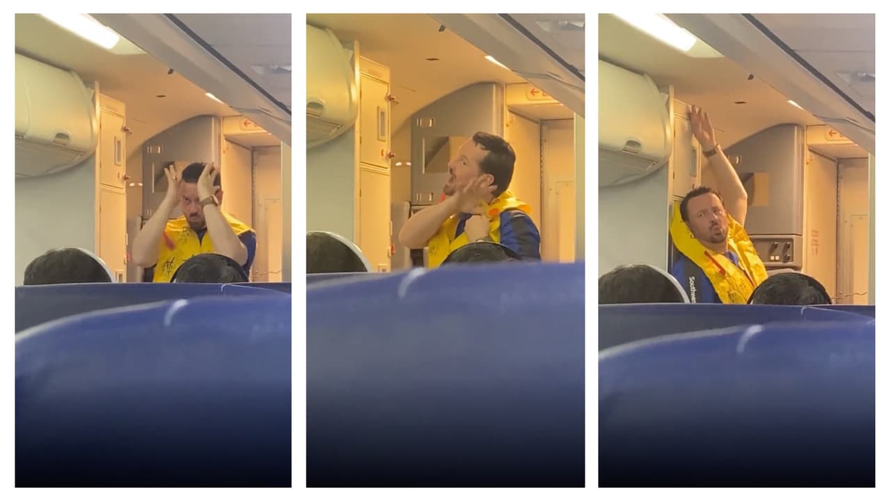 ‘A la Britney Spears’: así fue como un auxiliar de vuelo captó la atención de los pasajeros