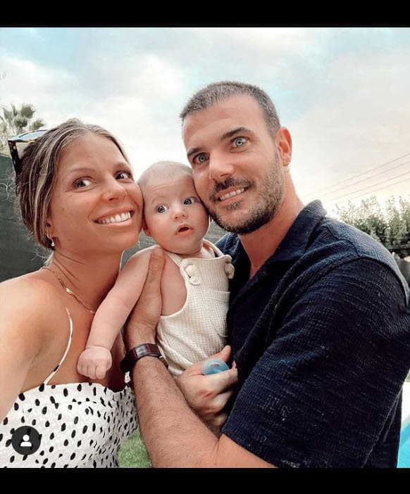 "Al día de hoy está felizmente casada, acaba de ser mamá, entonces era soltera.
<b>Ese encuentro se dio en el departamento de Núria</b>", relató el comunicador.
<br>