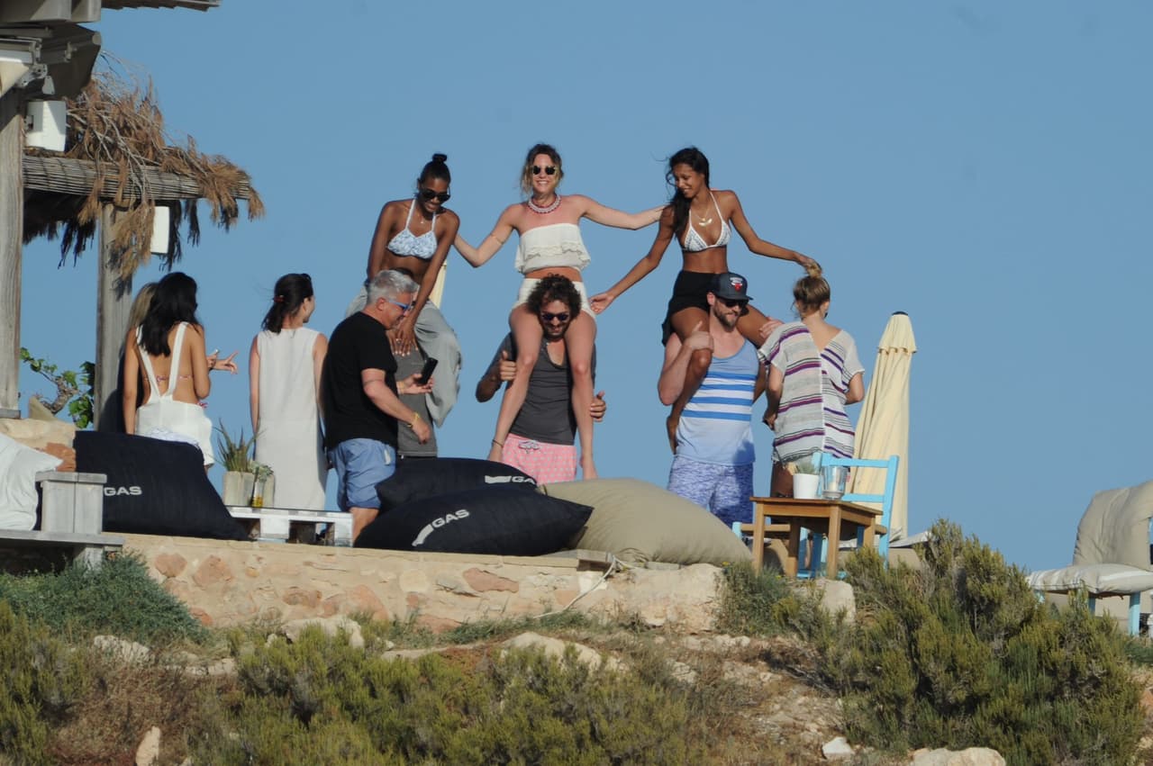 Y no estuvieron solas...