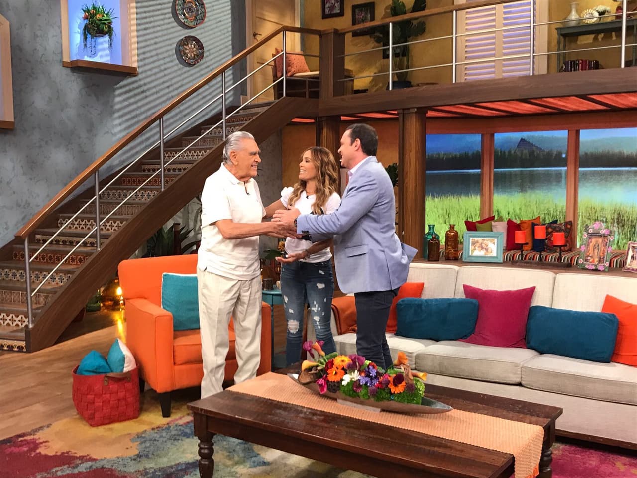 Don Eric del Castillo habló de esos 63 años que tiene de carrera.