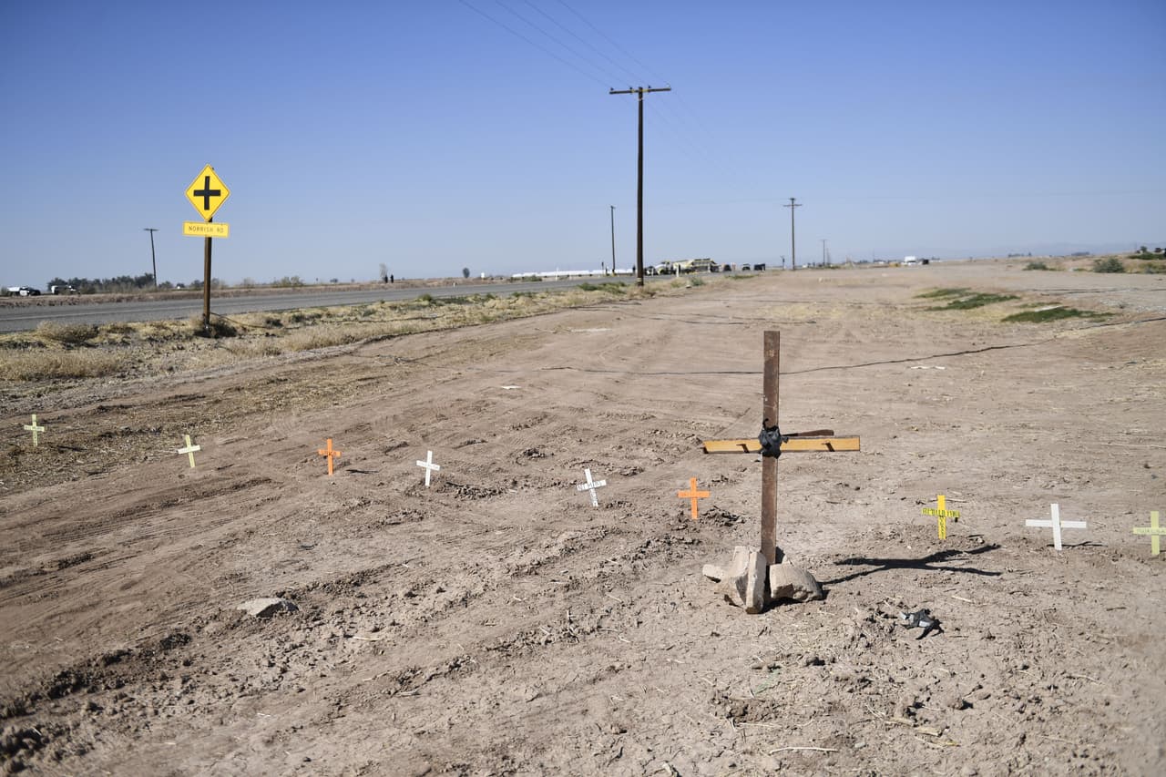 Sobre los fallecidos, solo dos han sido identificados por las autoridades y familiares.
<br>
<br>
<a href="https://www.univision.com/local/los-angeles-kmex/madre-hija-accidente-frontera-mexico">Madre narra los últimos momentos con su hija quien murió tras choque cerca de la frontera con México</a>
<br>