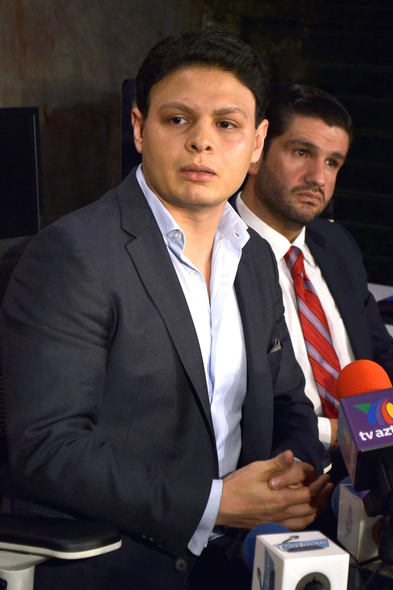 En entrevista con 
<b><a href="https://www.univision.com/shows/despierta-america" target="_blank">Despierta América</a></b>
<a href="https://www.univision.com/shows/despierta-america" target="_blank"> </a>del 14 de mayo, el empresario dijo sentirse ofendido por todo lo que Conde ha declarado ante los medios sobre él, razón por la que dejará que sean las autoridades quienes decidan cuándo, cómo y dónde verá a su hijo.
<br>