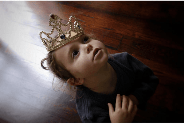 Esta foto la tituló "Happy Birhday" y se puede ver a una dulce cumpleañera.