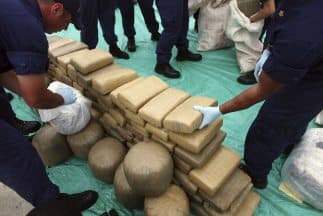 Las autoridades incautaron 440 libras de cocaína y más de 4.4 de heroína