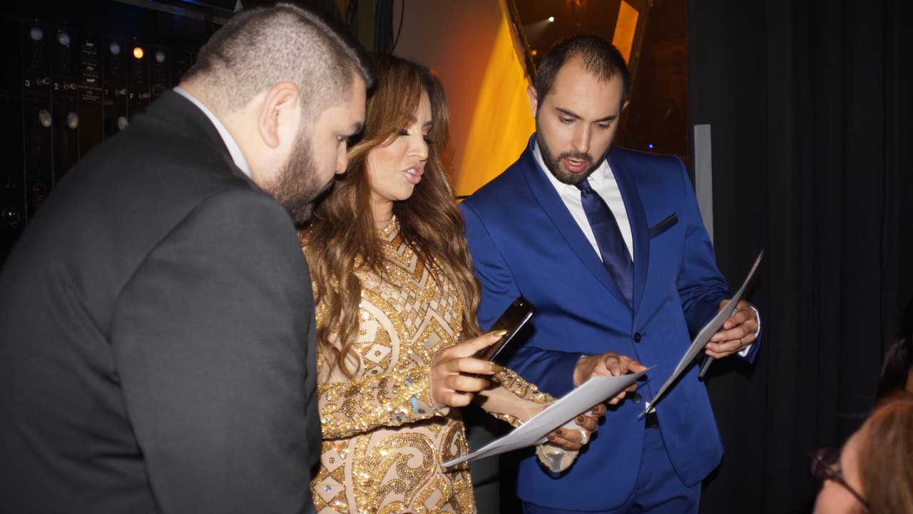 La Bronca , El Compa Ivan y El Tambochi representaron al Free-guey show muy bien en la gala del Balón de Oro.