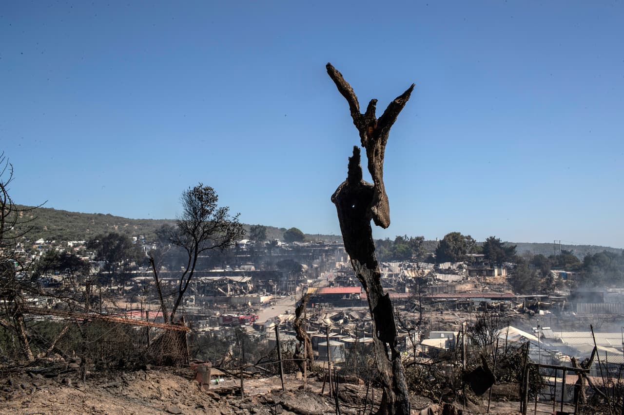 La tragedia del campamento de Moria es la tragedia de los refugiados de Europa. Comenzó hace cinco años y nadie sabe si algún día llegará a buen puerto.