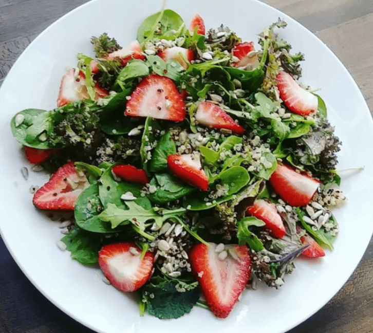 Alicia de la Cruz está encantada con las recetas de ensaladas que ha aprendido durante el reto.