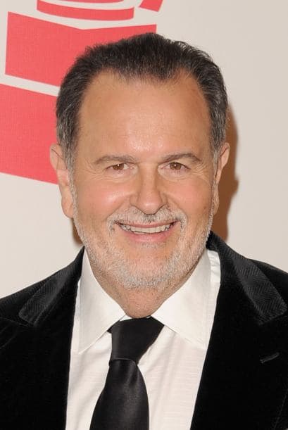 Raúl de Molina: "La estrella infantil Shirley Temple murió. Ella tenía 85 años". Más videos de Chismes aquí.