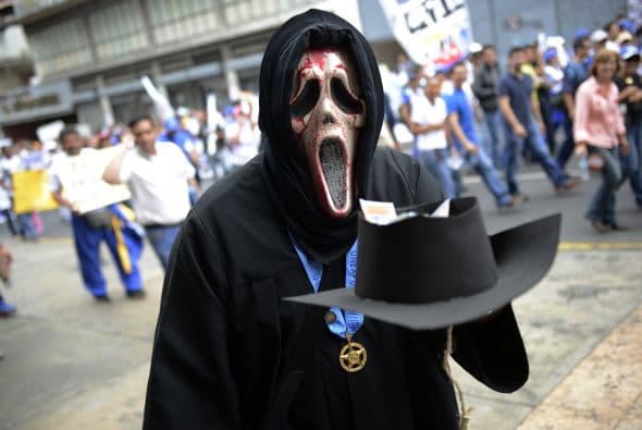 Lo que sí no creo es que el resultado de las investigaciones se hará público, aunque lo más probable es que las muertes extraoficiales aumentarán.