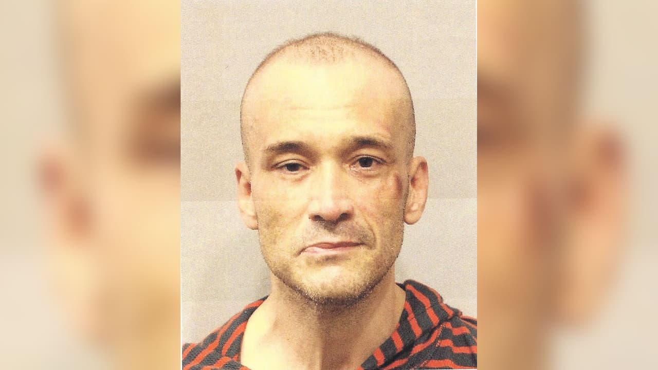 Arrestan a un hombre acusado de intentar raptar a un niño en un Starbucks en el área de Houston