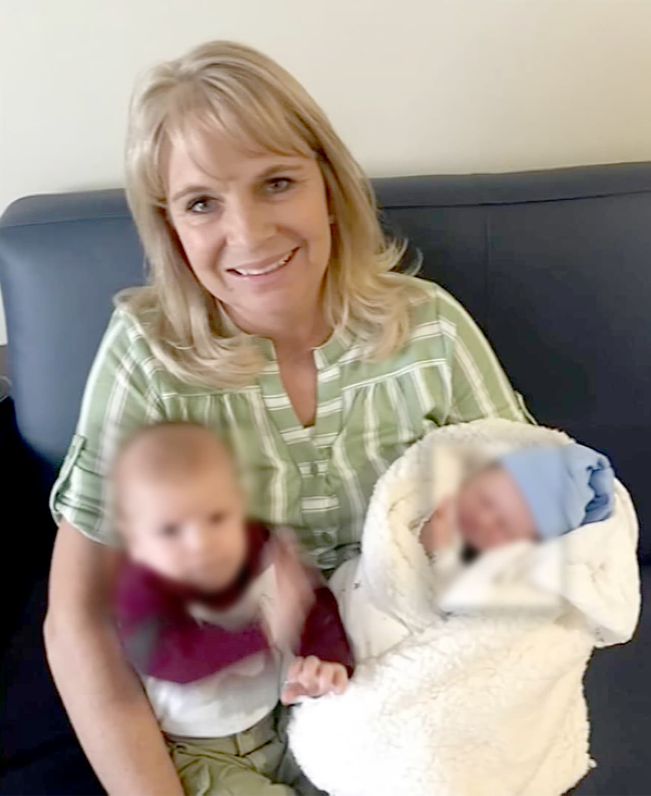 "Murieron cuatro niños, dos niñas y tres señoras (...) yo encontré los cuerpos y a una bebé viva", dijo a Reuters Julián LeBarón, un activista cuyo hermano fue asesinado en 2010.