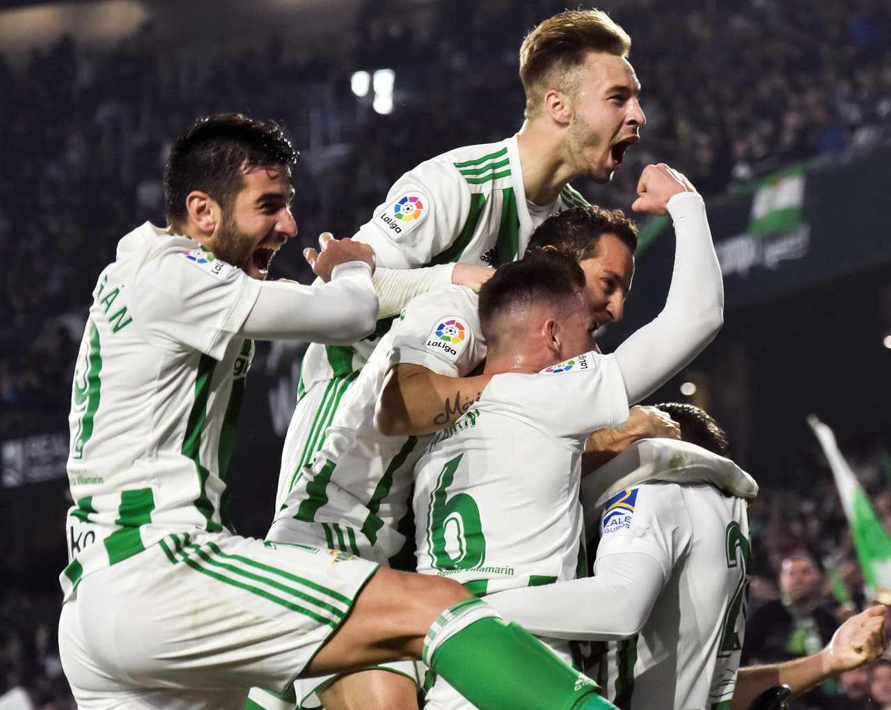 Sin embargo, lo mejor estaba por llegar para el equipo local en la primera mitad.