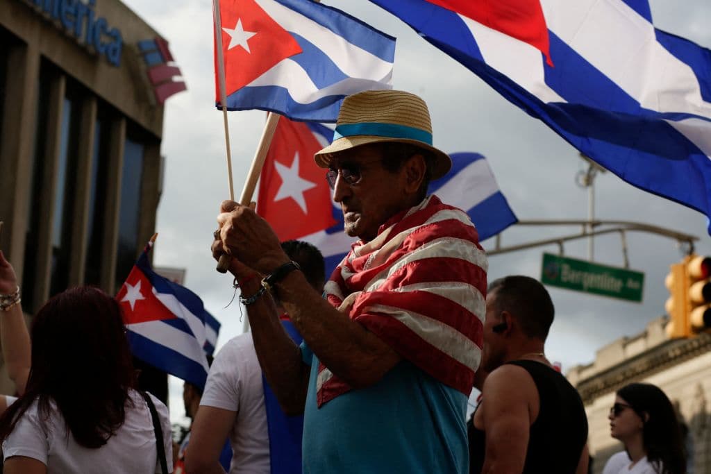 "Esto es solo el comienzo": Biden anuncia sanciones contra autoridades cubanas