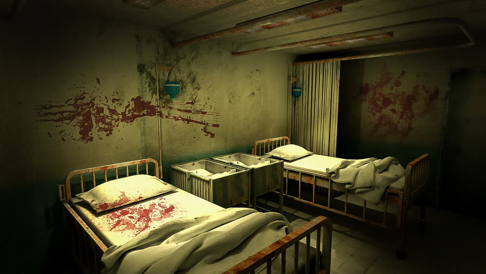 En el lugar, a donde puedes pagar para entrar y hacer un recorrido paranormal, se dice que se escuchan quejidos y llantos de los enfermos, así como sentir los abruptos cambios de temperatura y sentir una vibra bastante extraña.