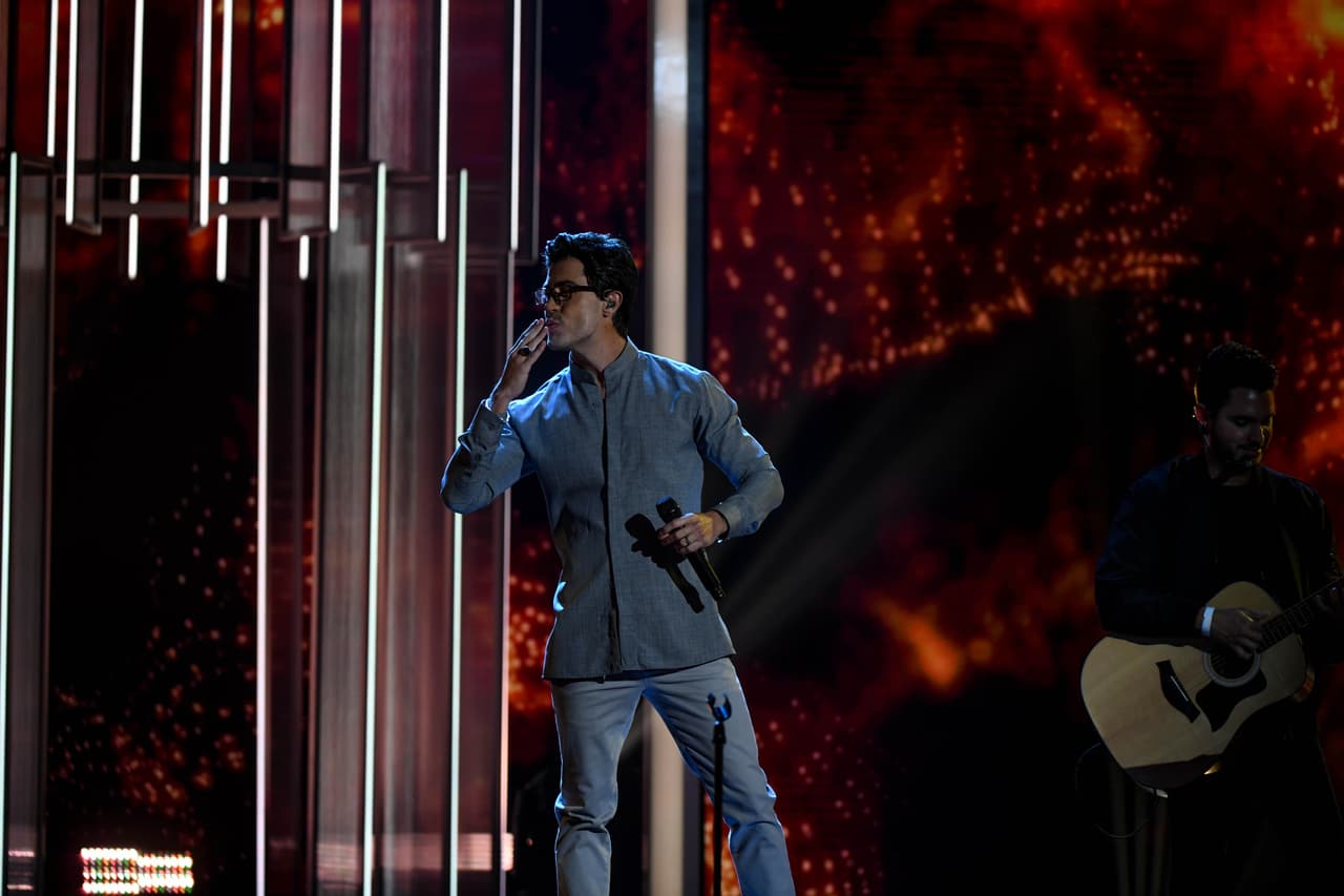 Desde el primer momento, Llane demostró que había estudiado muy bien a su personaje, poses, gestos.