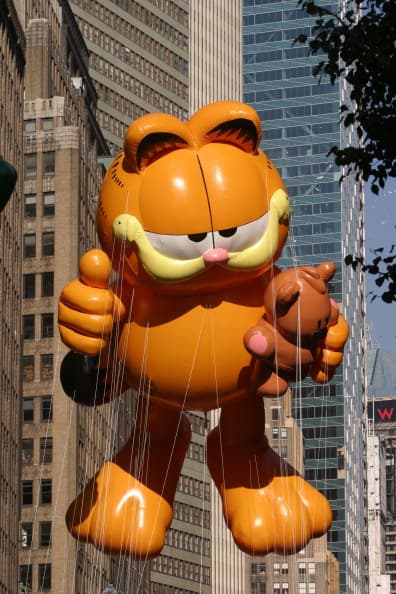 Entre los personajes más frecuentes en el desfile se encuentran Bob Esponja, Felix El Gato, Hello Kitty, Pickachu, Paddington, Charlie Brown y Garfield.
<br>