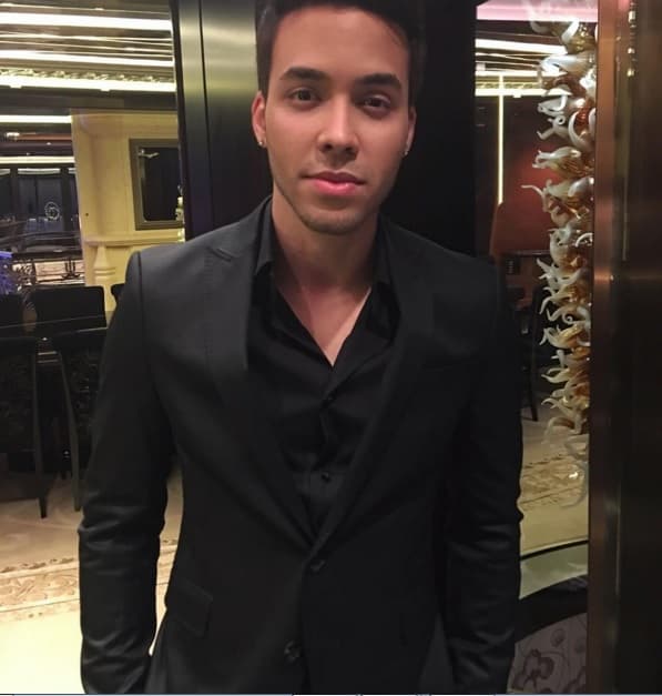 Prince Royce también le dijo 'hola' al 2016 en Miami.