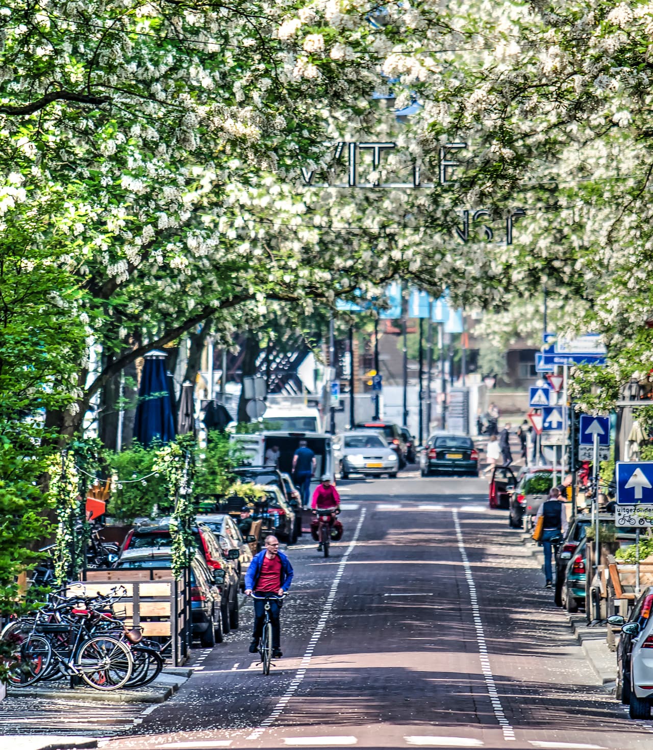 <b>Puesto 6. Witte de Withstraat, Róterdam</b>
<br>
<br>“Pregúntele a cualquier habitante de Róterdam dónde salir en su ciudad y casi siempre dirá Witte de Withstraat, ¿dónde más?”, asegura la publicación sobre esta ciudad de Países Bajos. 
<br>
<br>Esta calle principal atraviesa el centro de la ciudad y está repleta de diversas actividades desde el amanecer hasta el anochecer. Tiene galerías, restaurantes y famosos clubes nocturnos.
<br>