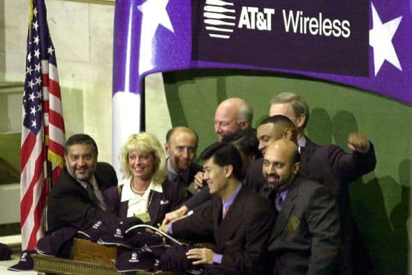 4 - AT&T Wireless Group, abril 2000 - 10.600 USD millones