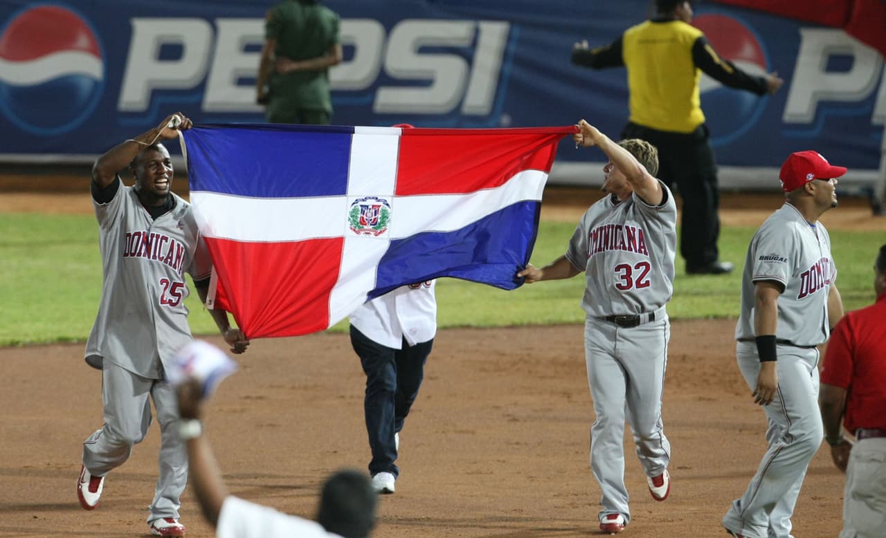 Y el campeón de las ligas nicaragüense, colombiana o panameña que se gane ese pase directo, jugará ante los monarcas de Cuba, Puerto Rico, México, República Dominicana y Venezuela.