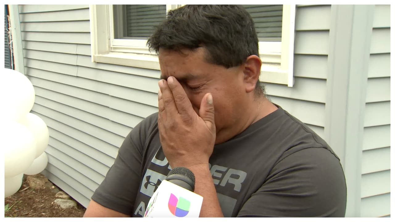 El impacto que se llevó al encontrarlos fue tan grande que 
<b>entró en shock y perdió el conocimiento.</b> Tuvo que ser trasladado al hospital. Después, dijo que nunca se imaginó que esto podía pasarle. 
<br>