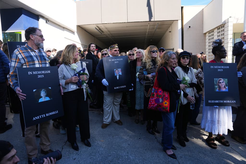 Recuerdan a víctimas de incendios a un año de la tragedia que dejó 31 muertos 