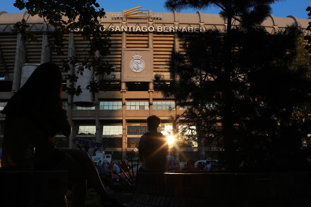 Florentino Pérez, presidente del Real Madrid, dijo que el Bernabéu estaba a disposición y gratis.