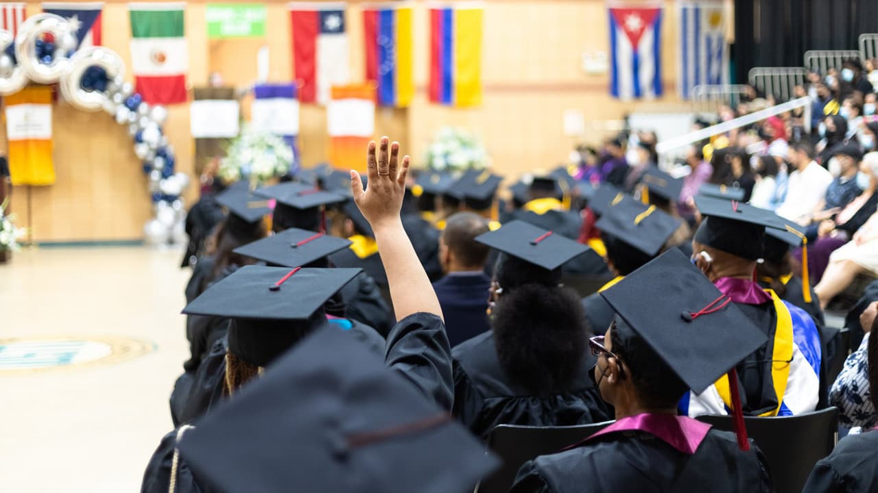 Colegios Comunitarios extienden oportunidades para estudiantes indocumentados