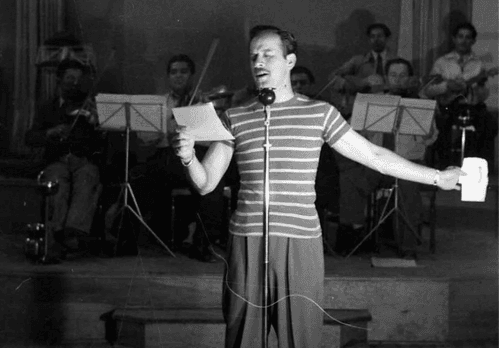 Pedro tenía algo muy importante que resolver: 
<a href="http://www.univision.com/entretenimiento/pedro-infante-asi-fue-el-accidente-que-impidio-que-triunfara-el-amor"><b>quería impugnar el fallo de la Suprema Corte de Justicia en favor de María Luisa León, que la declaraba como su única y legítima esposa y anulaba su unión con la actriz Irma Dorantes.</b></a>