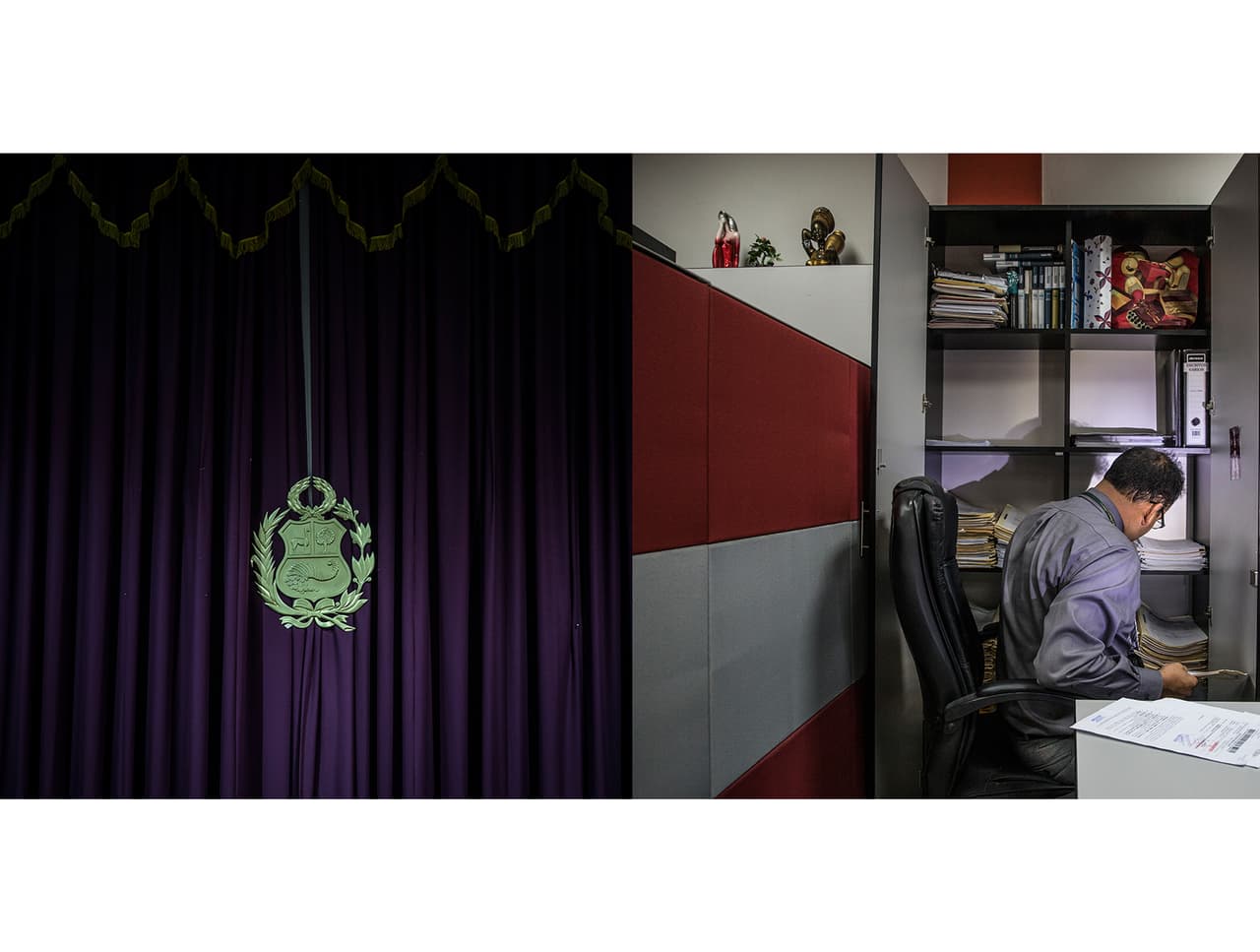 SYMBOL. A shield hangs in a courtroom at the Superior Court of Justice in Ayacucho. Next to that, a public defender from the city review one of the many files he must manage.
<br>