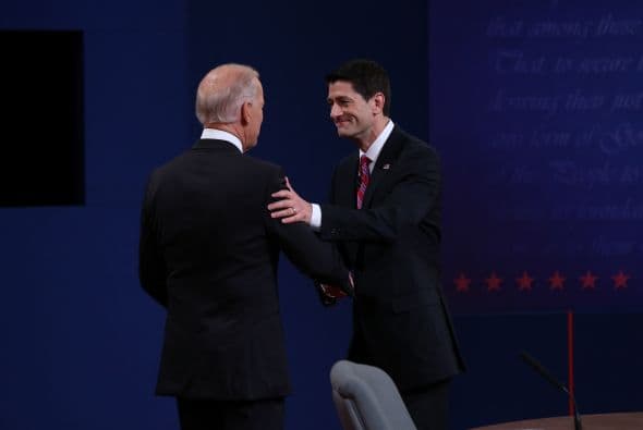 Criticó también el que al presidente Obama le llevase dos semanas "reconocer" que el asalto en Bengasi fue un "ataque terrorista".