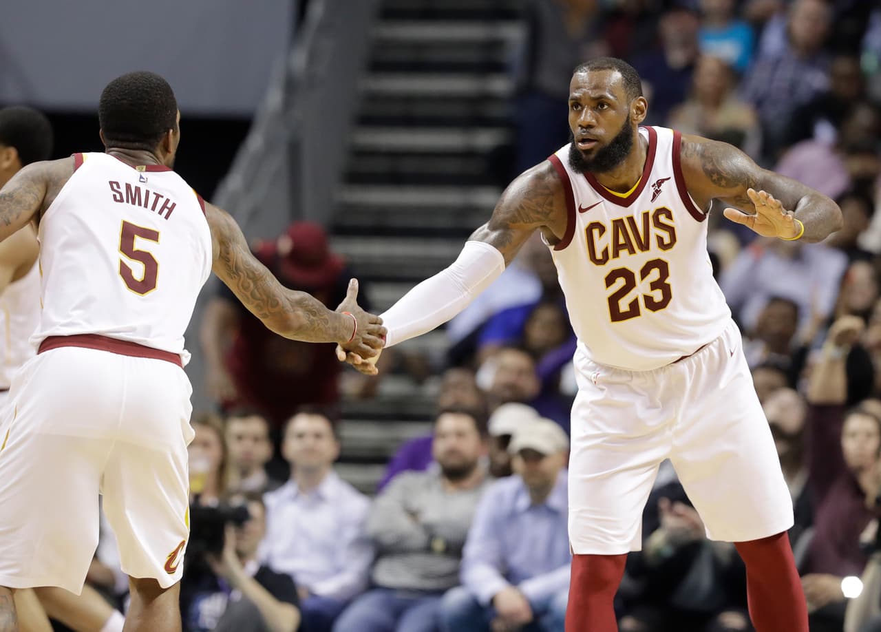 LeBron James demostró una vez más que es un jugador muy valiosos para su equipo.